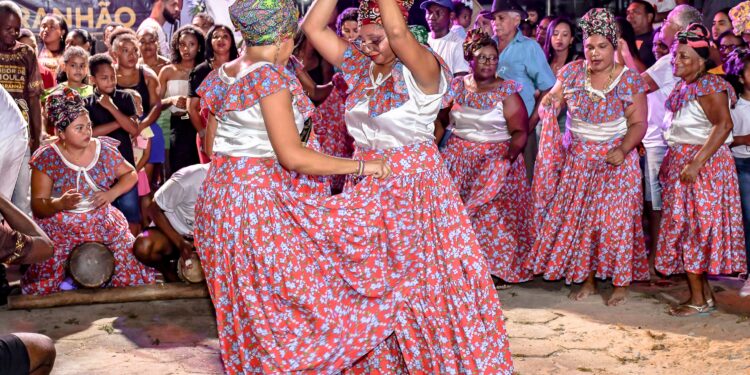 Anajatuba recebe etapa cultural com grupos quilombolas de Tambor de Crioula